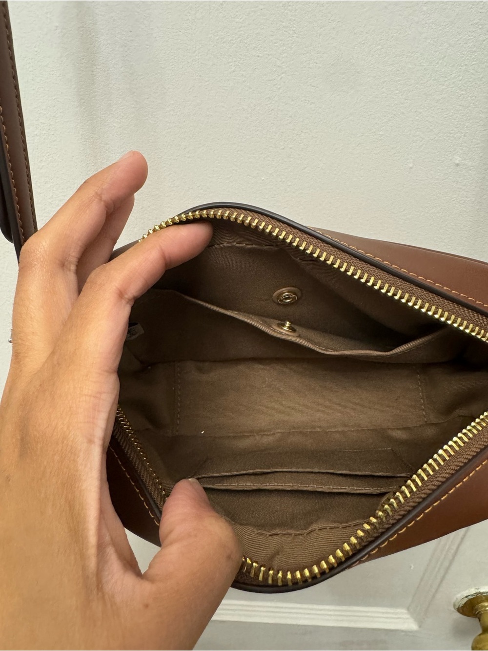 Coach Mini Jamie Camera Bag - Signature Canvas - Picture 6 of 13